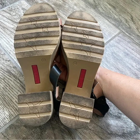 Pikolinos Canarias Sandals, Brown and Black, Women’s Size 38/7.5