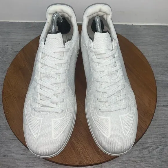 Rothy's Men's Size 11 White The RS01 Sneaker Lake Up Shoes Comfort Knit Athletic