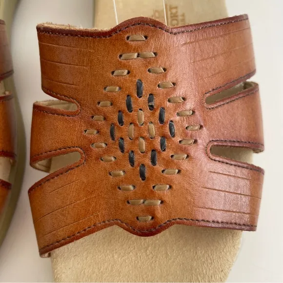 SAS Brown Leather Sandals