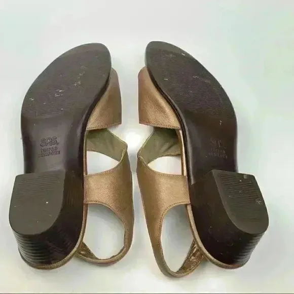 SAS sandals size 8.5 bronze leather stick strap walking comfort orthopedic