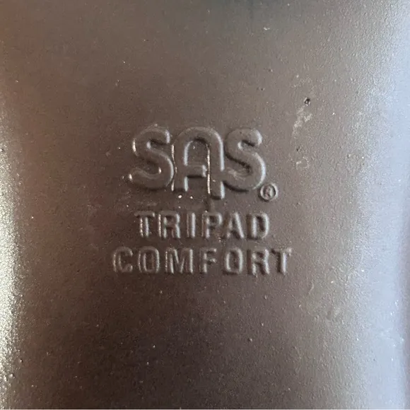 SAS Tripad Comfort Beige Leather Twist Sandals Size 8W