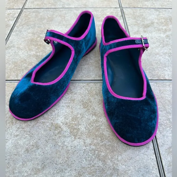 Schutz Clarissa Velvet Flat