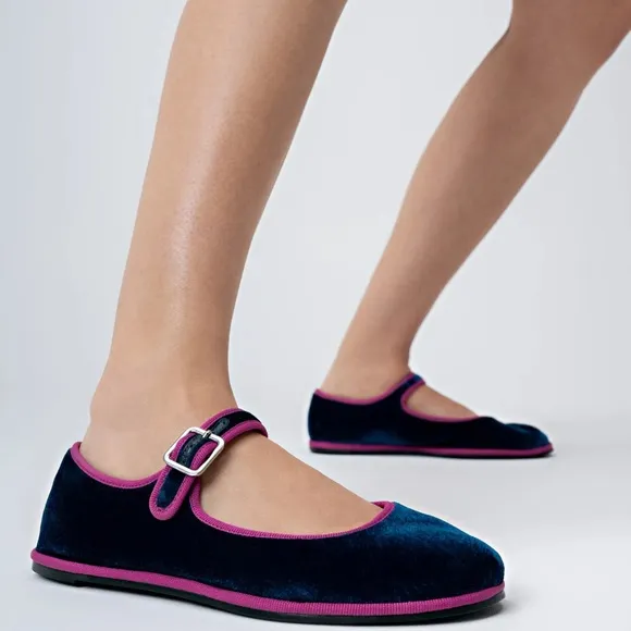 Schutz Clarissa Velvet Flat