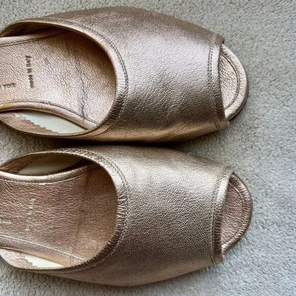 Sigerson Morrison  NY Metallic Rose Gold Leather Flat Open Toe Sandals Women 6.5