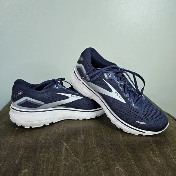 Size 10 Medium - Brooks Ghost 15 in Peacoat Pearl Salt Air Blue White