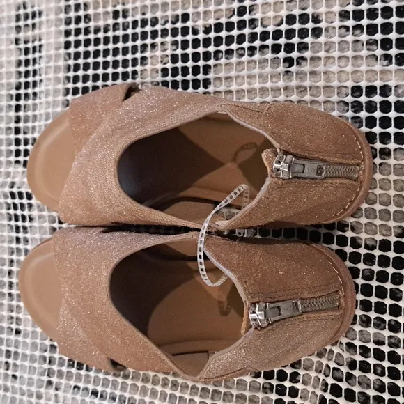 Sofft Evonne Flat Sandals
