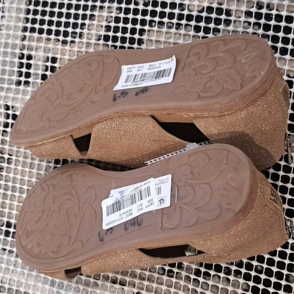 Sofft Evonne Flat Sandals