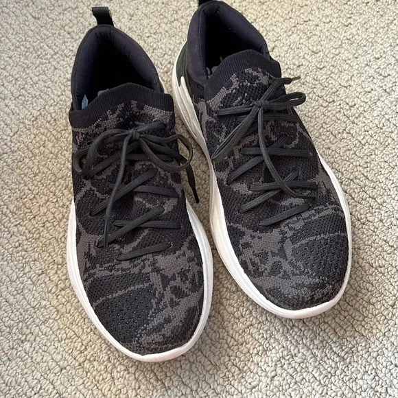 Sorel Women's Explorer Blitz Stride Lace Sneakers in Black Jet Women's 7