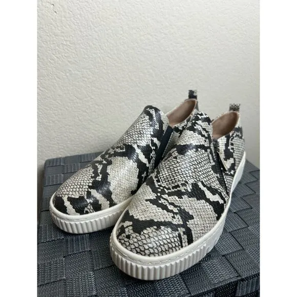 SOUL Naturalizer Turner Slip On Shoes Ivory Python Women's Size 9.5 Comfort