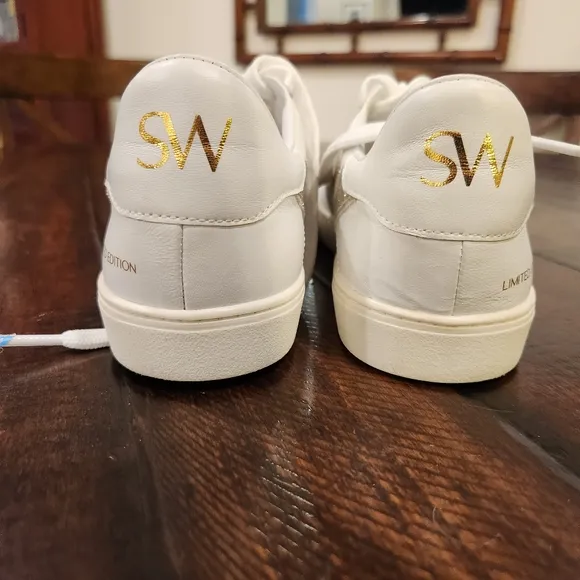 Stuart Weitzman White Leather Daryl Sneakers Size 9 US (39.5 EU) Silver Glitter