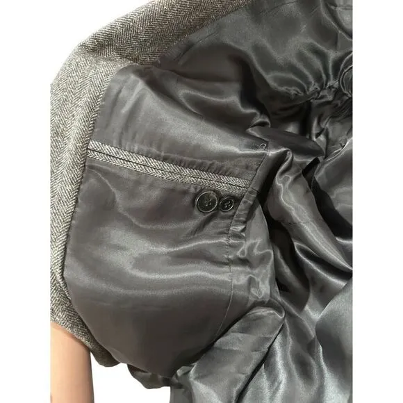 Studio Suits Handcrafted Gray Twead Wool Blend Blazer Silk Hankerchief Size 38