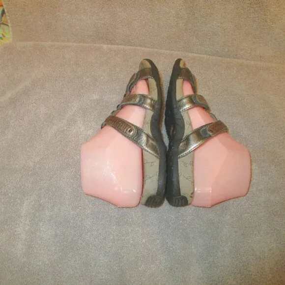 TAOS Prize 4 LEATHER Comfort Size 7 SANDALS 3 Strap COMFORT Arch METALLIC Gem