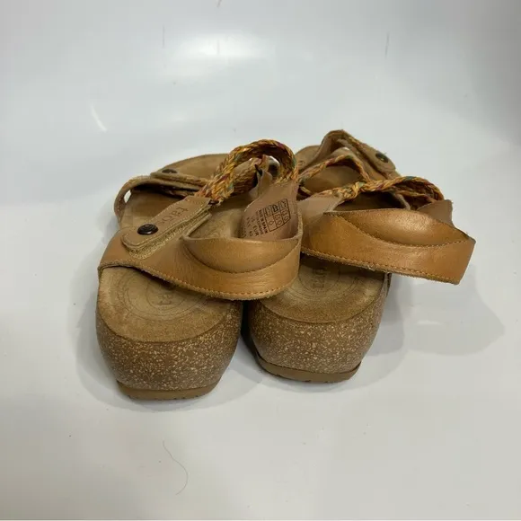 Taos Trulie sandals comfort sandals size 9-9.5