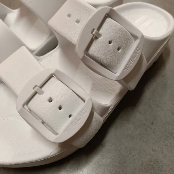 Telic Women's Boise Bliss Soft Arch Recovery Buckle Sandals Snow White Sz 2XS