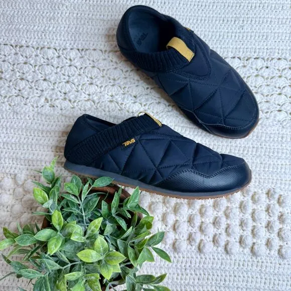 TEVA Men's 9 Ember Moc Sneaker Quilted Insulated Outdoor Shoes Black Unisex