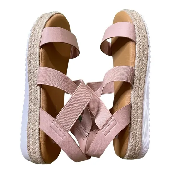 The Comfort foam sandals size 8.5
