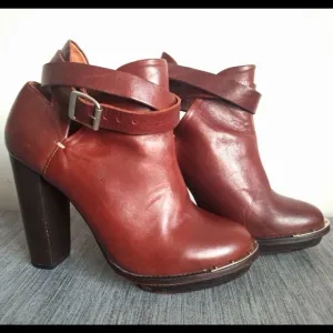 Topshop Genuine Leather Booties - Brown - Size 37 *Rare*