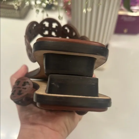 Tory Burch Brown Leather Sandals size 7