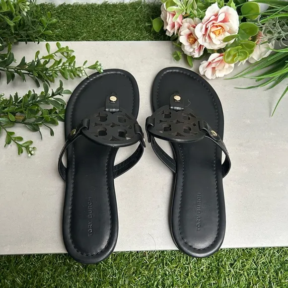 TORY BURCH Miller black leather Sandals size 8.5 women thong summer sandals