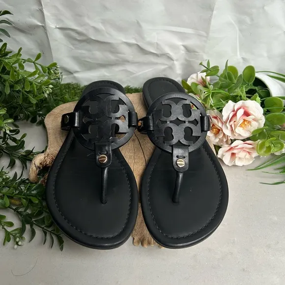 TORY BURCH Miller black leather Sandals size 8.5 women thong summer sandals