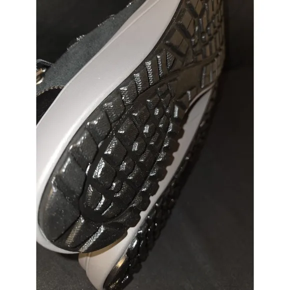 TRAQ by Alegria Women's Vista Smart Walking Shoe TRA VIS 5001 SZ 42 SIZE 9.5-10