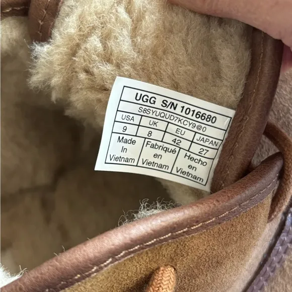 UGG Maksim Chukka Boots, Brown Suede, Men's 9 M, New Without the box