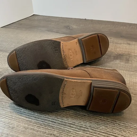 Ugg treadlite brown leather lace ups size 10.5