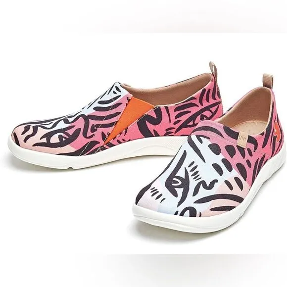 UIN Women's Loafers Slip Ons Casual Travel Comfort Shoes (Leopard’s Eyes III)
