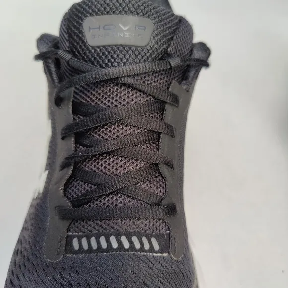 Under Armour Hovr Infinite 2  Men's Sneakers Smart Shoes Black &amp; White Size 13