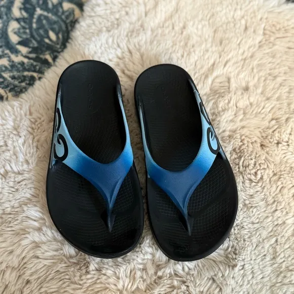 Unisex OOriginal Sport Thong Black/Azul Sandals size 7