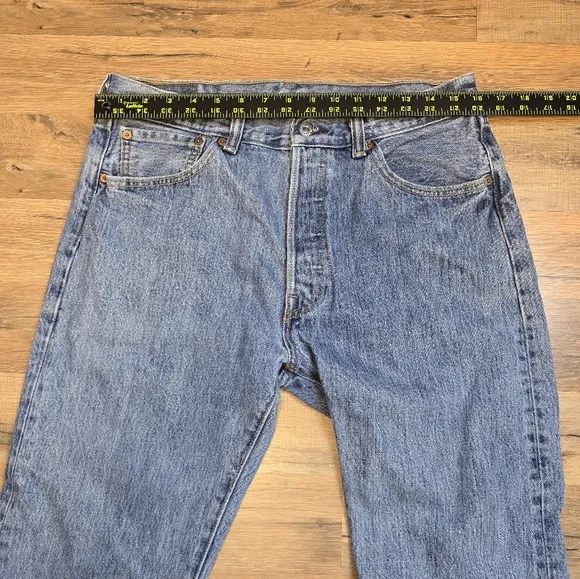 Vintage Levi’s 501xx Denim Blue Jeans 501 Men’s 34x30 Fits 32x30 Made In Haiti