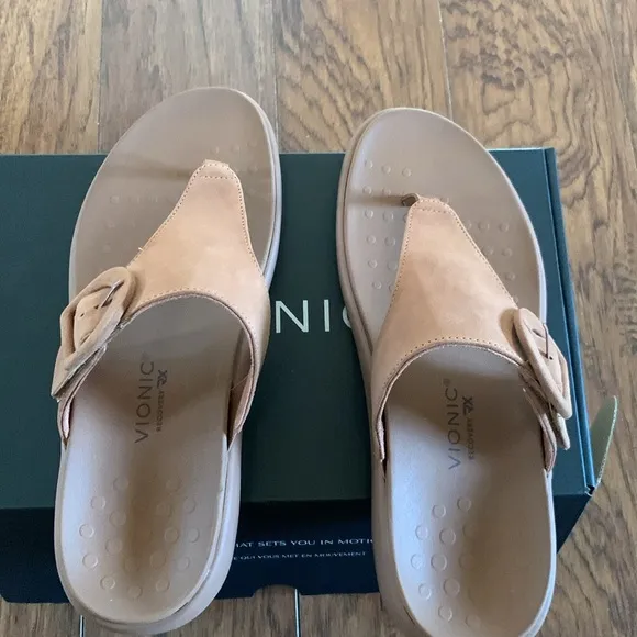 Vionic activate recovery sandals size 11