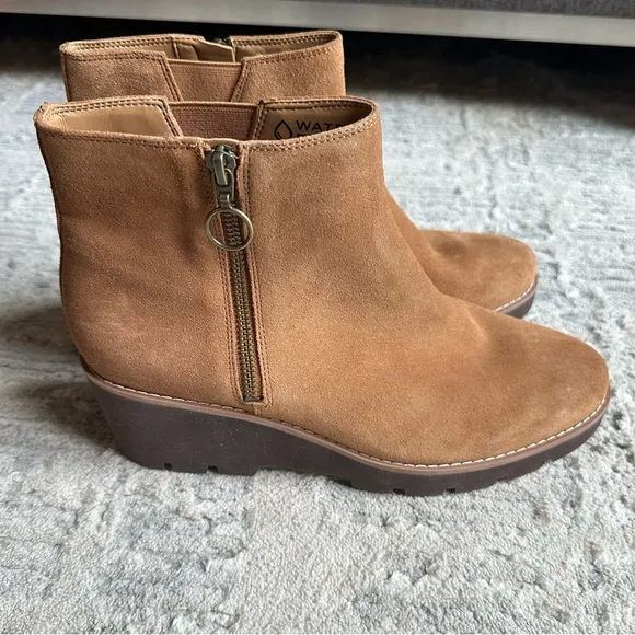 Vionic Astor Hazel Zip-Up Suede Ankle Comfort Booties Orthopedic Insoles 9.5