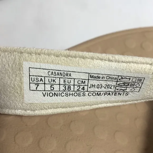 Vionic Casandra White Strap Thong Flip Flop Sandals Size 7