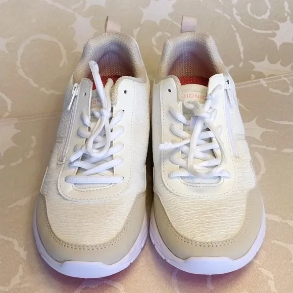 Vionic NWOT Women's 7.5 M Jetta Sneaker White Grey Orange Walking Fitness Gym