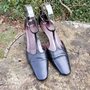 Women Vintage Leather Black Ankle Strap Sandals By Coach Size 8.5B/Women Designe