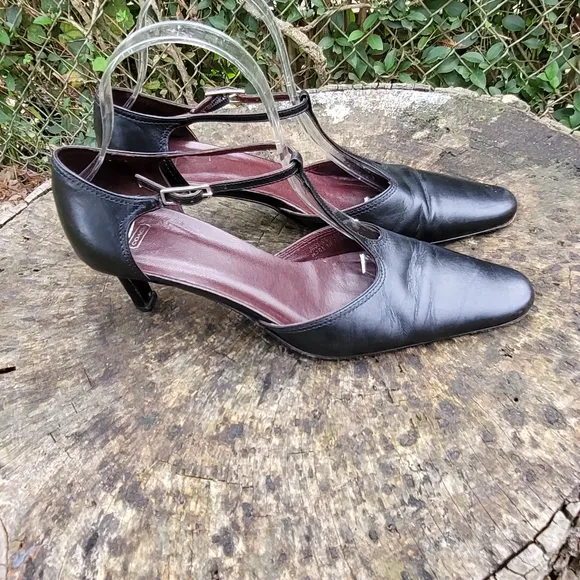 Women Vintage Leather Black Ankle Strap Sandals By Coach Size 8.5B/Women Designe