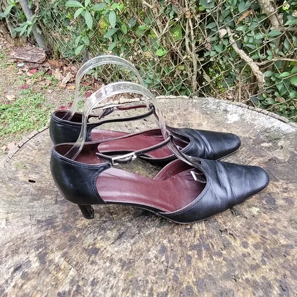 Women Vintage Leather Black Ankle Strap Sandals By Coach Size 8.5B/Women Designe
