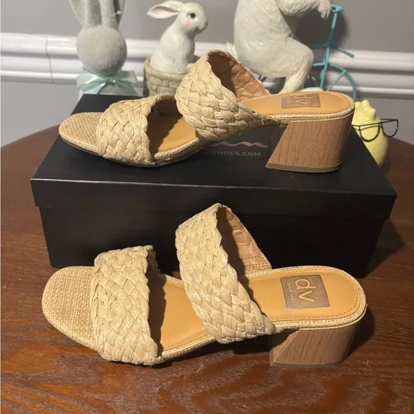 Women’s Dolce Vita Raffia Braided Sandals - Size 7.5 Worn once for 5 hours