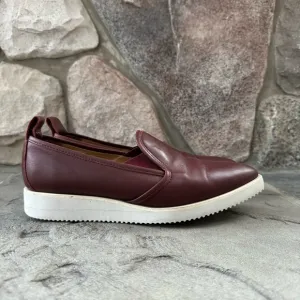 Women's Everlane &quot;The Leather Street Shoe&quot; Ox Blood Italian Leather Shoe.